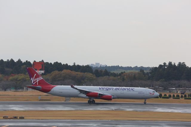 Airbus A340-300 (G-VSUN)