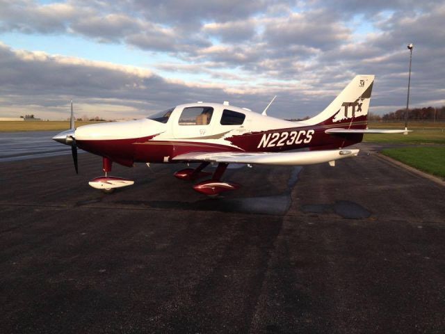 Cessna 400 (N223CS)