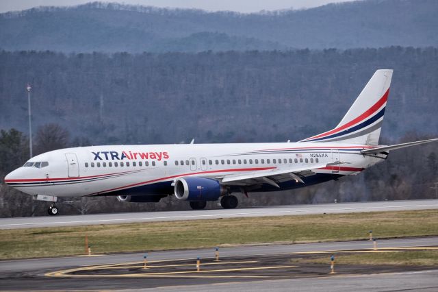 BOEING 737-400 (N285XA) - Recently transfered over to Swift Air