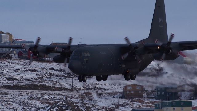 Lockheed C-130 Hercules (13-0333) - Landing at the Iqaluit airport, Oct. 18, 2015.