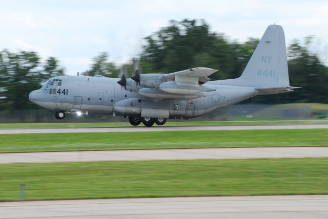 Lockheed C-130 Hercules (16-4441)