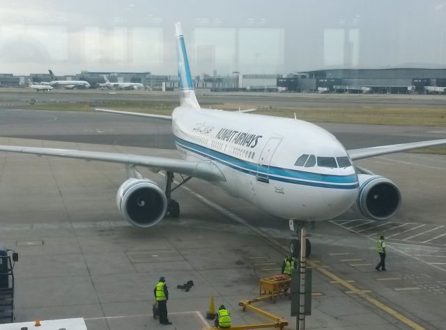 Airbus A310 (9K-ALA) - Kuwait Airways A310-308 cn647