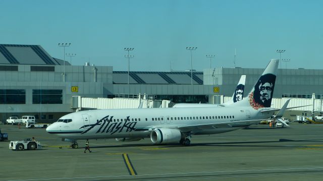 Boeing 737-800 (N518AS) - Del to ASA in 2009