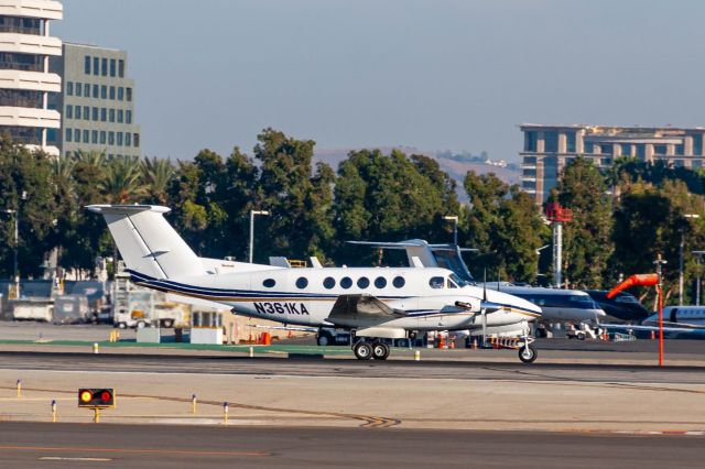 Beechcraft Super King Air 200 (N361KA)