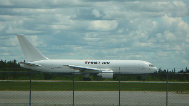 BOEING 767-200 (C-GKLY)
