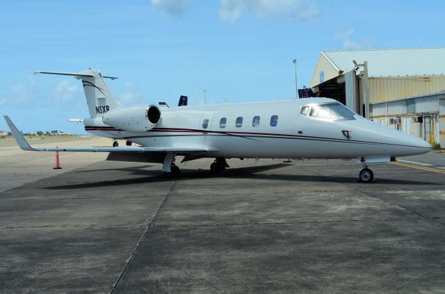 Learjet 55 (N5XR)