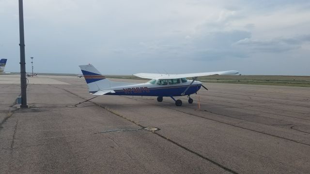 Cessna Skyhawk (N7367D)