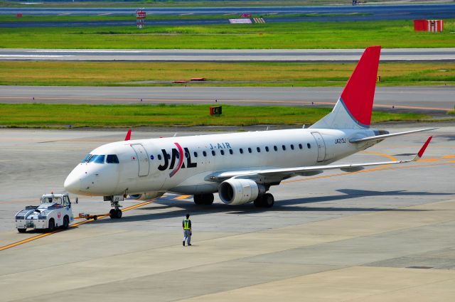 Embraer 170/175 (JA213J)