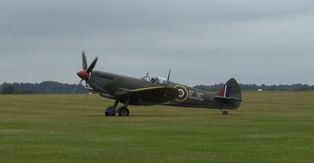 SUPERMARINE Spitfire (EJC)