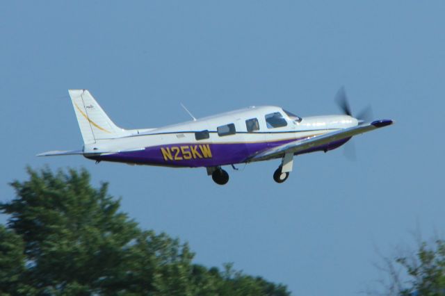 Piper Saratoga (N25KW)