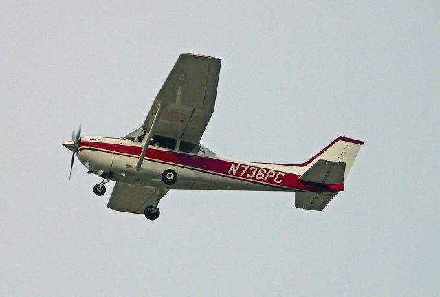 Cessna Skyhawk (N736PC)