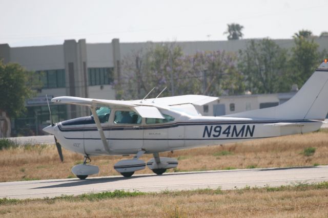 Cessna Skylane (N94MN)