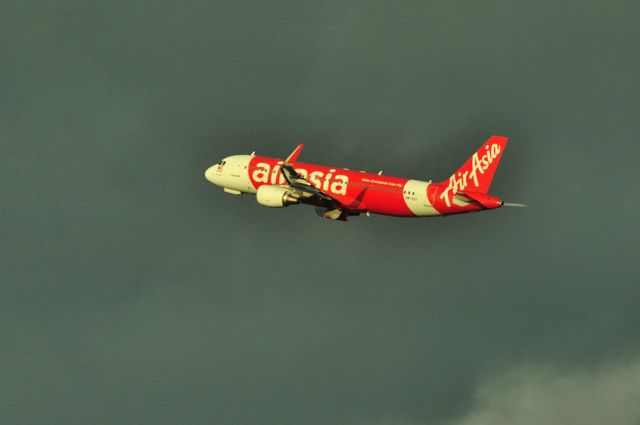 Airbus A320 (9M-AQX) - TO to dark skies at sunset