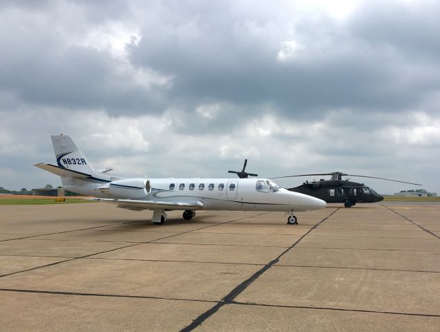 Cessna Citation V (N832R)