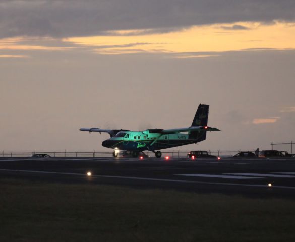 De Havilland Canada Twin Otter (PJ-WIS)