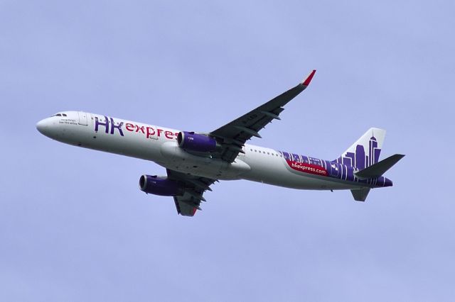 Airbus A321 (B-LED) - Saw 2 today, after I've never seen before...