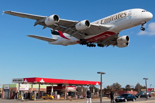 Airbus A380-800 (A6-EDY) - AMAZING HOW BIG IT IS...SEE FULL QUALITY TO REALLY KNOW!br /br /Amazing how massive this is! WOW check it out!br /br /a rel=nofollow href=http://www.airliners.net/photo/Emirates/Airbus-A380-861/2482183/L/&sid=b592618f93a92d8e7f44e59a1fd6eaeehttp://www.airliners.net/photo/Emirates/Airbus-A380-861/2482183/L/&sid=b592618f93a92d8e7f44e59a1fd6eaee/a