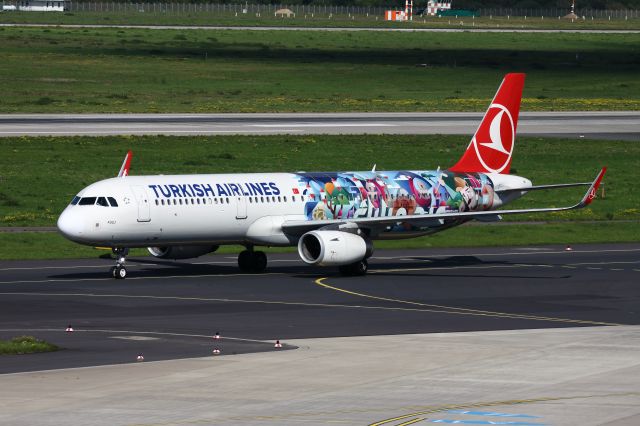Airbus A321 (TC-JSL)
