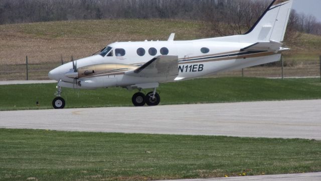 Beechcraft King Air 90 (N11EB)