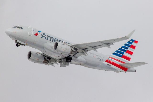 Airbus A319 (N9022G) - American 787 to New York JFK, NY. 6 Feb 2021.