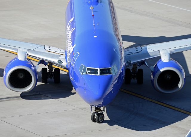 Boeing 737-700 (N751SW)