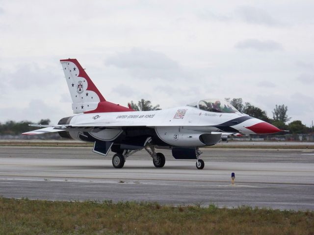 Lockheed F-16 Fighting Falcon (TBIRD3)