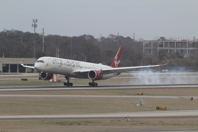 Airbus A350-1000 (G-VPRD)