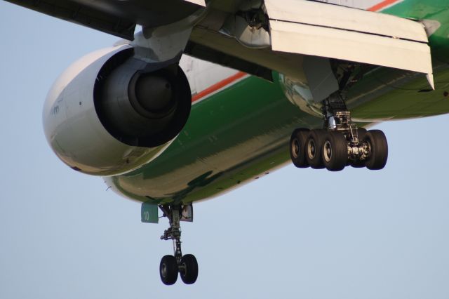 Boeing 777-200 (B-16710) - An anusual view onto the landing gear and powerful engine of this EVA Triple Seven