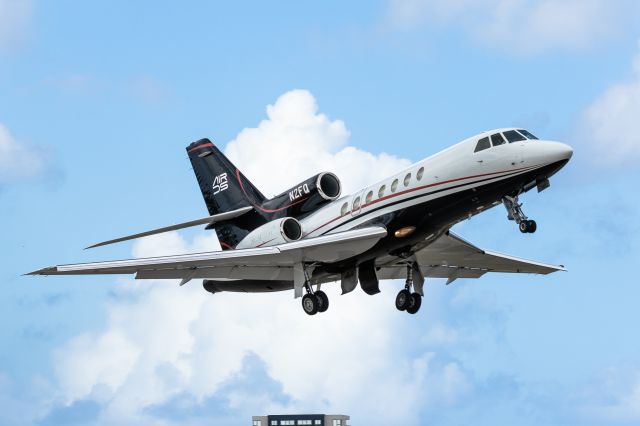 Dassault Falcon 50 (N2FQ)