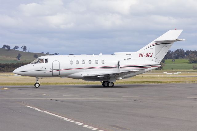 Hawker 800 (VH-OFJ) - Australian Corporate Jet Centres (VH-OFJ) Hawker 800XP at Wagga Wagga Airport