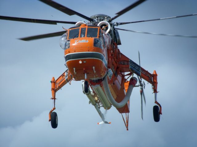 Sikorsky CH-54 Tarhe (N194AC) - S-64