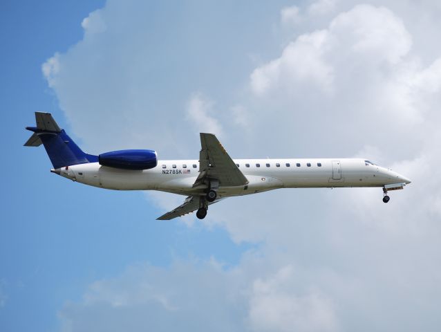 Embraer ERJ-135 (N278SK) - Final for runway 23 - 3/25/13