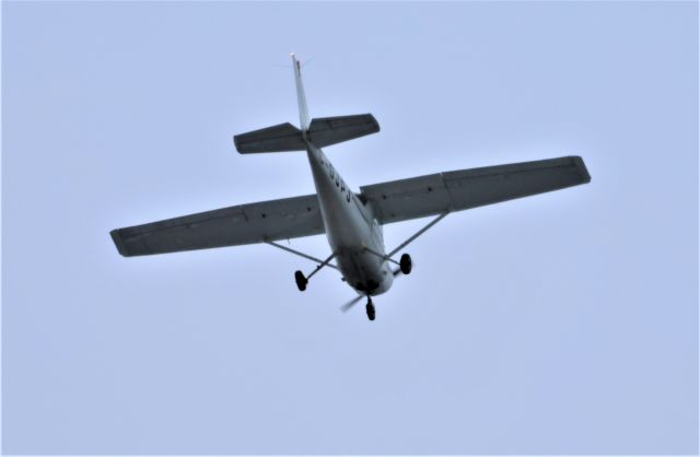 C-GJPJ — - C-GJPJ Cessna 152 Cargair Ltee survolant la ville de Lavaltrie QC. le 23-03-2023 à 17:41