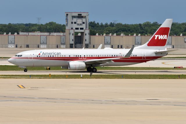 Boeing 737-800 (N915NN) - TWA Heritage Jet. Taxiing for departure on 07-23-22