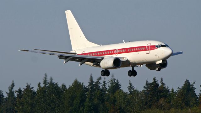 BOEING 737-600 (N859WP) - WWW203 on final to Rwy 34L to complete a ferry flight from KLAS on 9.5.18. (B737-66N / ln 938 / cn 28652). The aircraft is at PAE for maintenance at ATS.