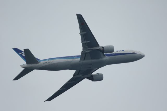 Boeing 777-200 (JA8198) - 10 June 2015: HKD-HND.