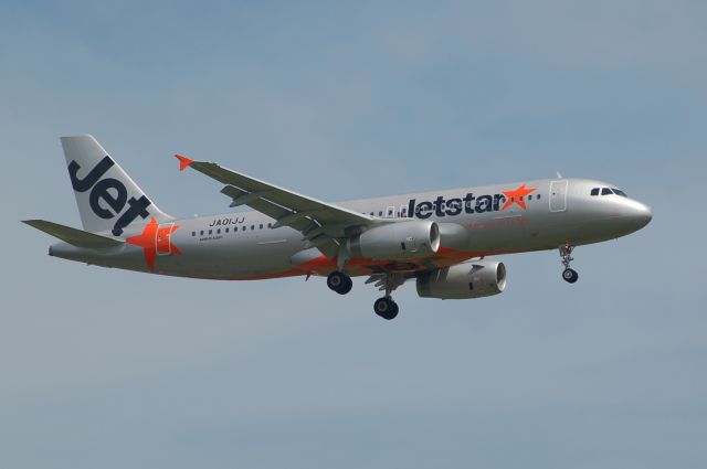 Airbus A320 (JA01JJ) - JA01JJ  Jetstar Japan  Airbus  A320-232  c/n 5093