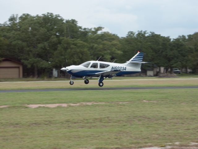 Rockwell Turbo Commander 690 (N6023A) - 2014 Breakaway Park Flyin