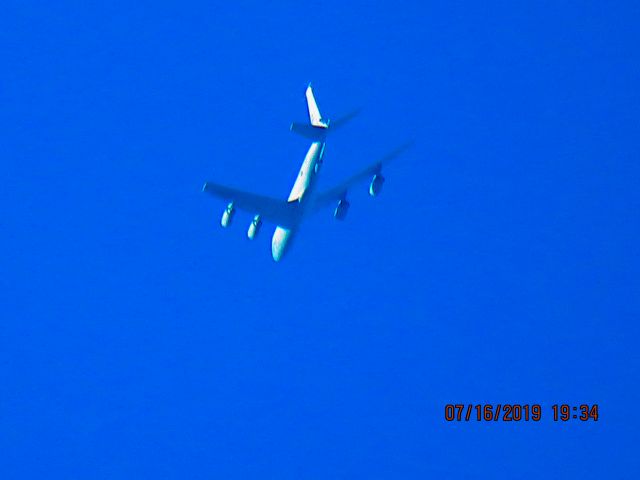 Boeing C-135FR Stratotanker (63-8883)