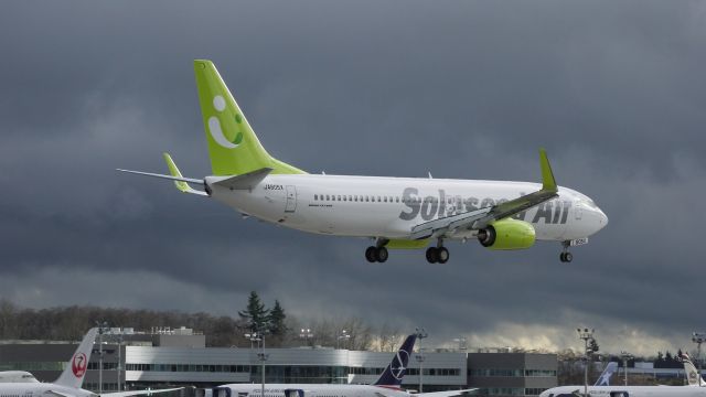 Boeing 737-800 (JA805X) - BOE533 on final approach to runway 16R during a flight test on 1/25/13. (LN:4327 c/n 38035).