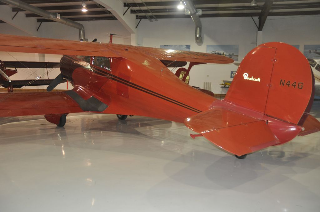 Beechcraft Staggerwing (N44G)