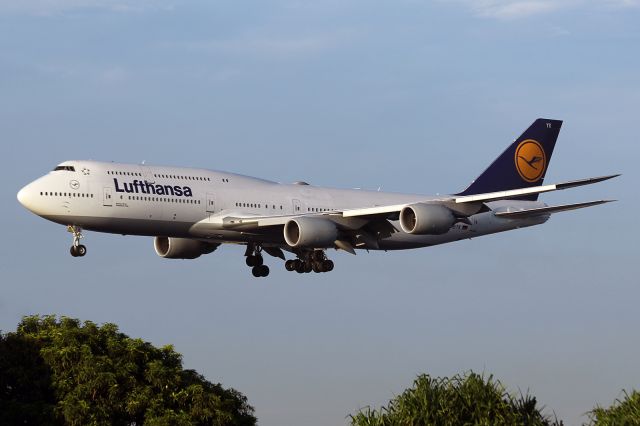 Boeing 747-200 (D-ABYK)