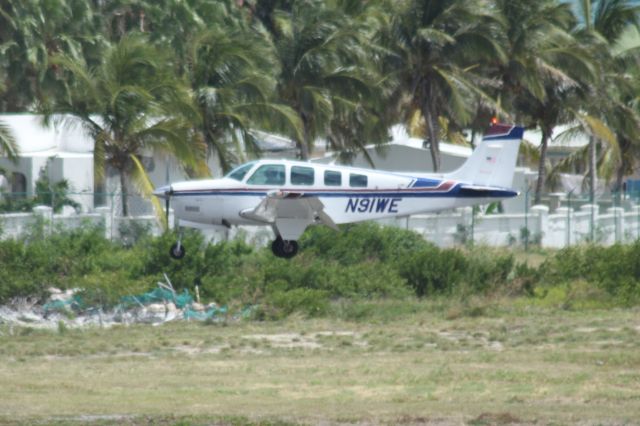 Beechcraft Bonanza (36) (N91WE)