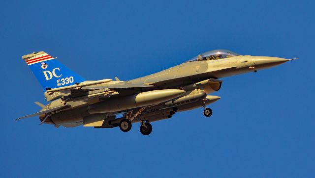 Lockheed F-16 Fighting Falcon (86-0330) - F-16C 86-0330 113th Wing Capital Guardians  "Custodes Pro Defensione" - Red Flag 16-3br /Las Vegas - Nellis AFB (LSV / KLSV)br /TDelCorobr /July 26, 2016