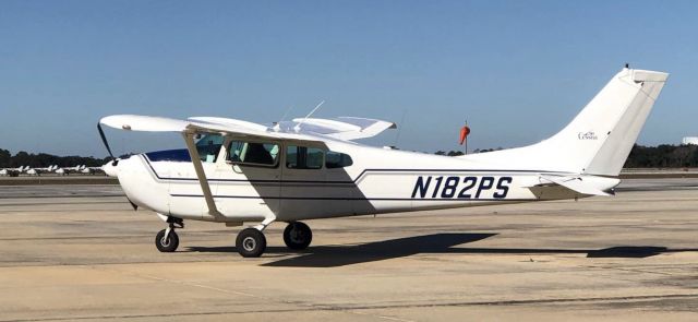 Cessna Skylane (N182PS)