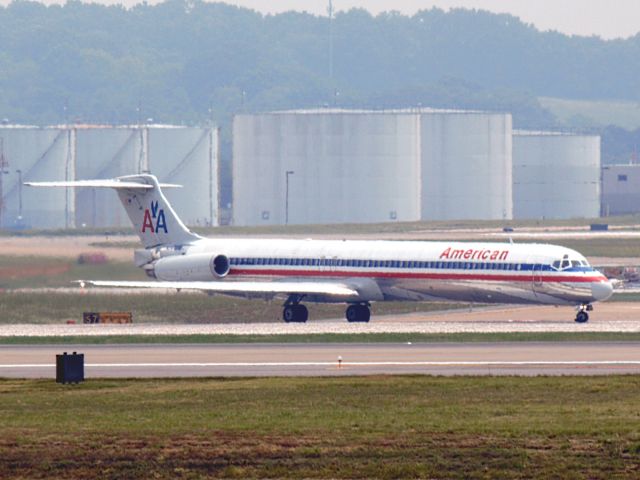 McDonnell Douglas MD-83 (N967TW) - Taking Off on 20C on 5/19/2013