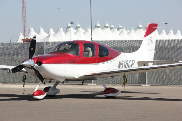 Cirrus SR-22 (N516CP)