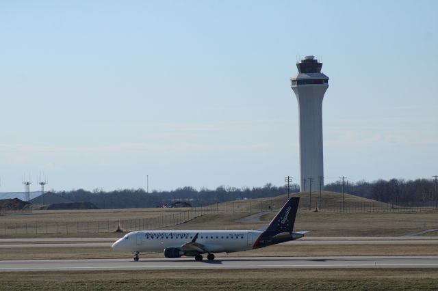 Embraer 175 (N401YX) - After arrival from Boston, in front of KCVG tower.