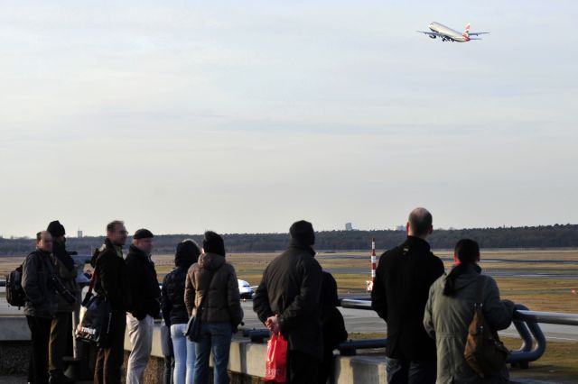 Airbus A321 (G-EUXI)
