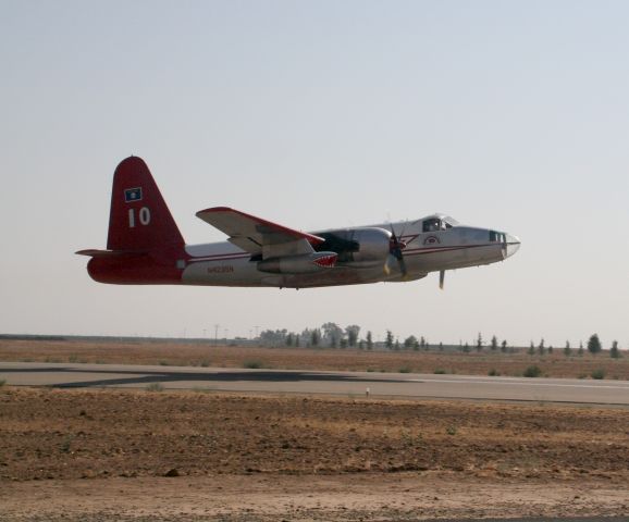 Lockheed P-2 Neptune (N4235N)